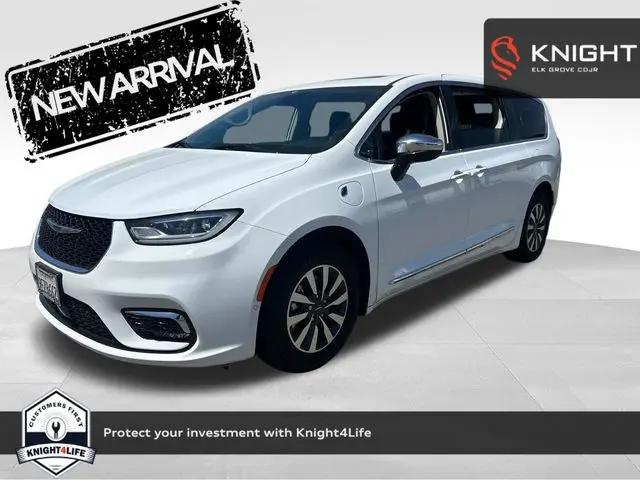 2023 Chrysler Pacifica Hybrid Limited for sale in Elk Grove, CA