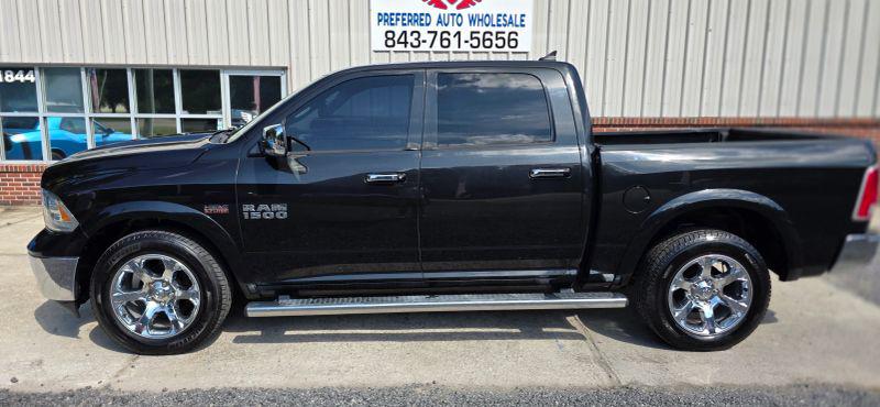 2017 Ram 1500 Laramie Crew Cab 4x4 57 Box