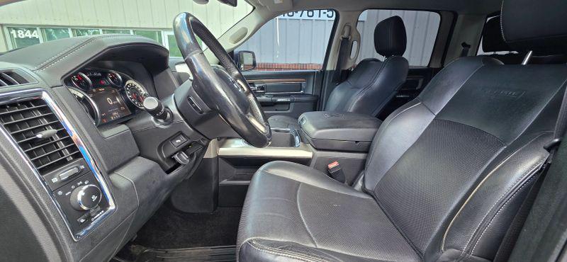 2017 Ram 1500 Laramie Crew Cab 4x4 57 Box
