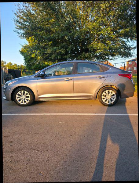 2020 Hyundai Accent SE