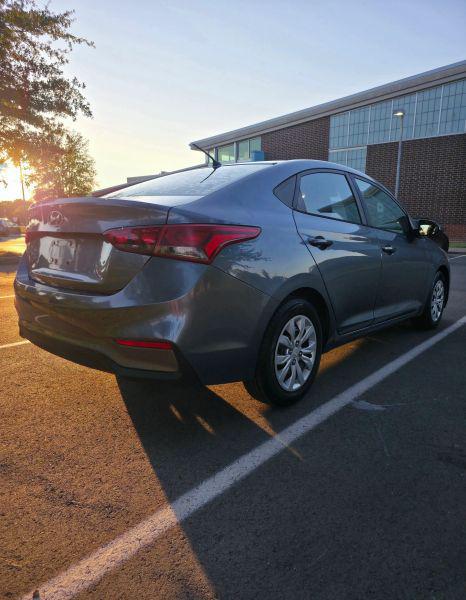 2020 Hyundai Accent SE