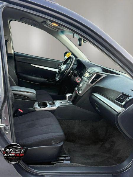 2012 Subaru Outback 2.5i Premium