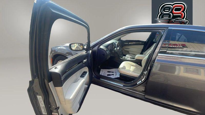 2016 Chrysler 300 300C