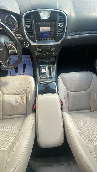 2016 Chrysler 300 300C