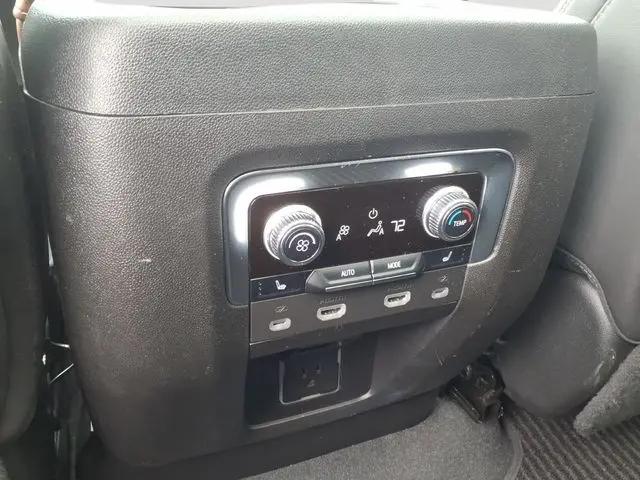 2023 GMC Yukon 4WD Denali Ultimate