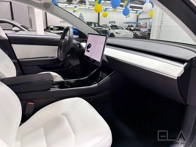 2020 Tesla Model 3 Long Range Dual Motor All-Wheel Drive