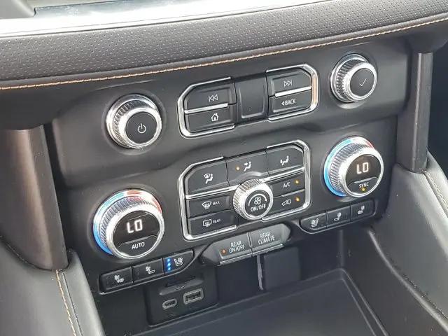 2021 GMC Yukon 4WD AT4