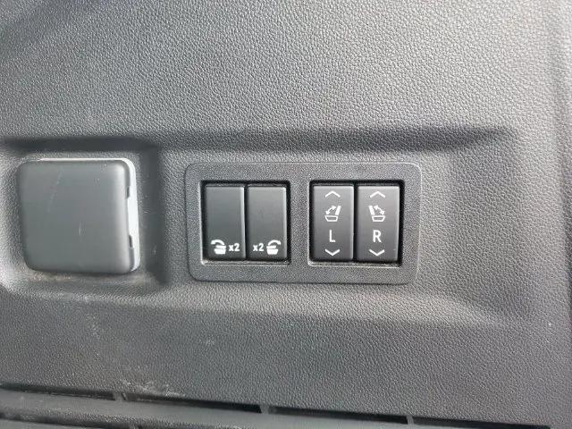 2021 GMC Yukon 4WD AT4