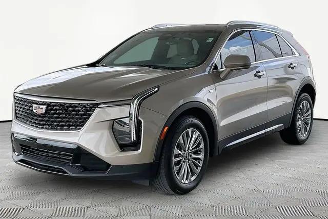 2024 Cadillac XT4 FWD Premium Luxury