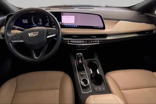 2024 Cadillac XT4 FWD Premium Luxury