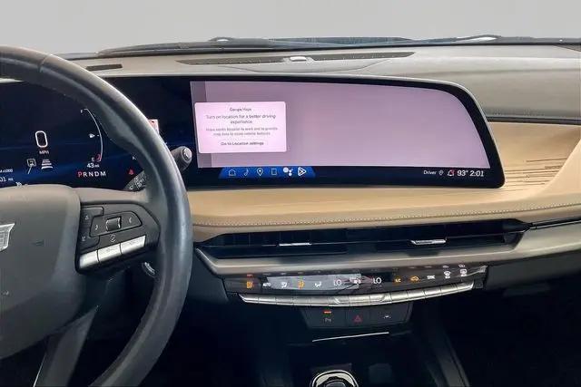 2024 Cadillac XT4 FWD Premium Luxury