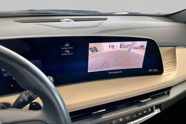 2024 Cadillac XT4 FWD Premium Luxury