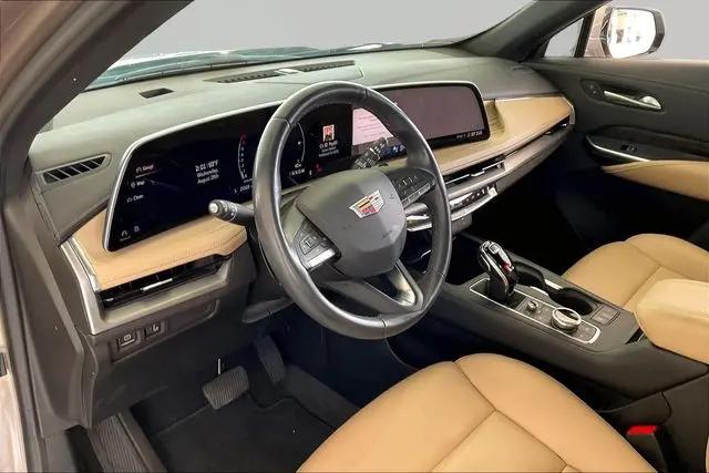 2024 Cadillac XT4 FWD Premium Luxury