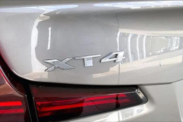 2024 Cadillac XT4 FWD Premium Luxury