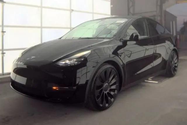 2023 Tesla Model Y Performance Dual Motor All-Wheel Drive for sale in Friendswood, TX