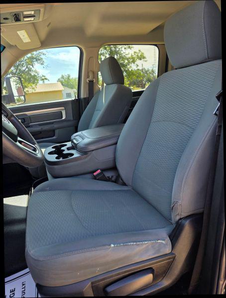 2018 Ram 3500 SLT Crew Cab 4x4 8 Box