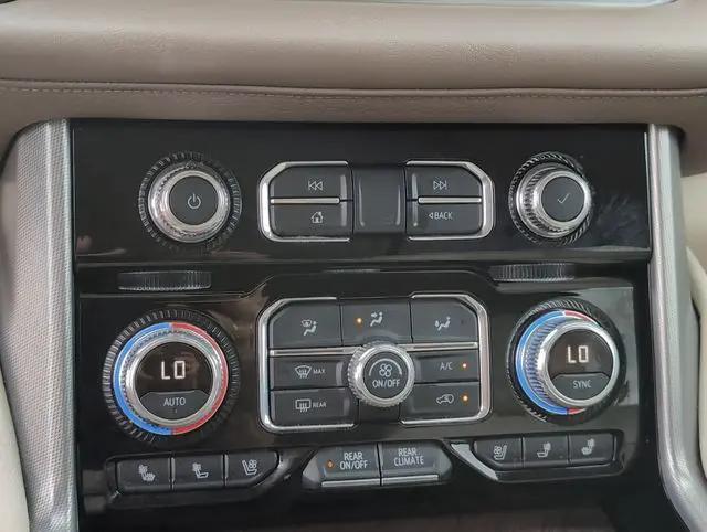 2021 GMC Yukon 4WD Denali