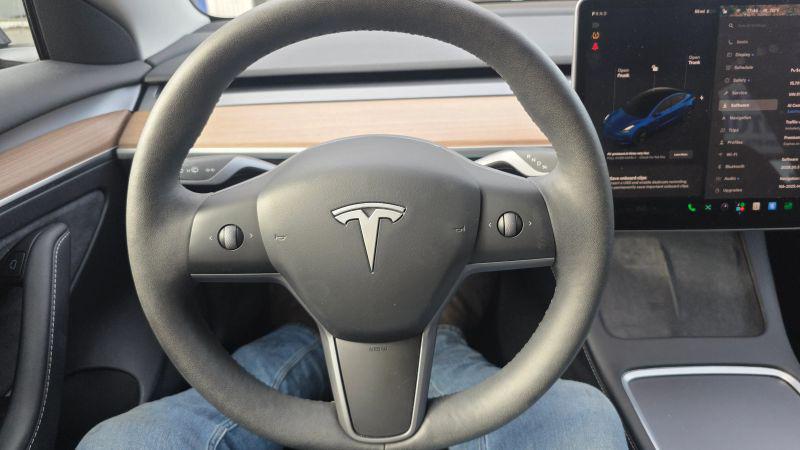 2023 Tesla Model 3 Rear-Wheel Drive