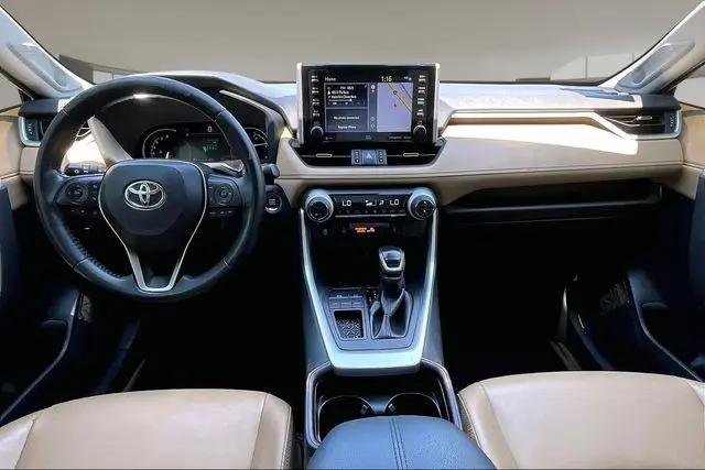 2020 Toyota RAV4 Limited