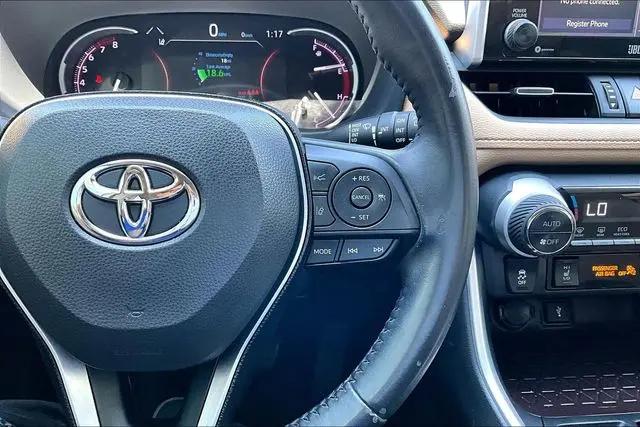 2020 Toyota RAV4 Limited
