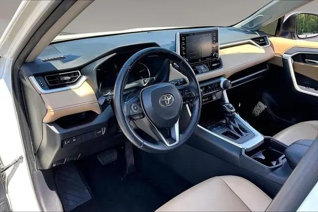 2020 Toyota RAV4 Limited