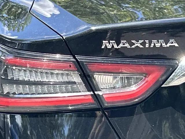 2023 Nissan Maxima SL