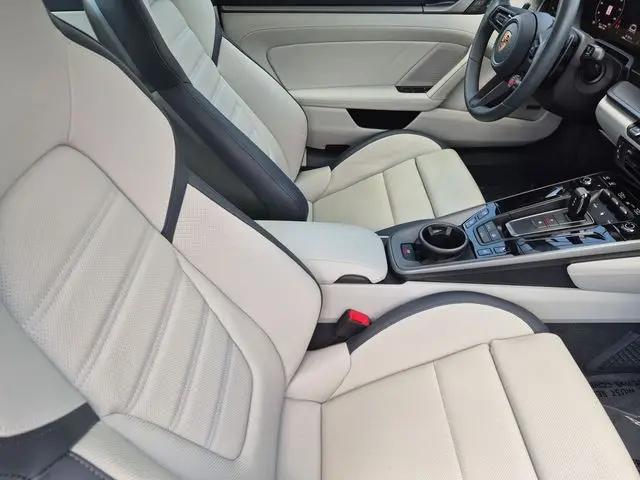 2025 Porsche 911 Carrera S