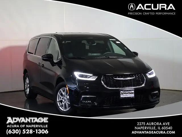 2025 Chrysler Pacifica Select for sale in Naperville, IL