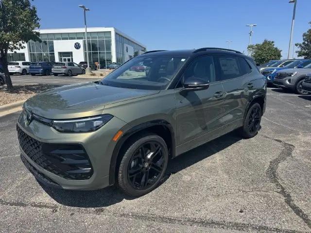 2026 Volkswagen Tiguan SE R-Line Black for sale in Lee's Summit, MO