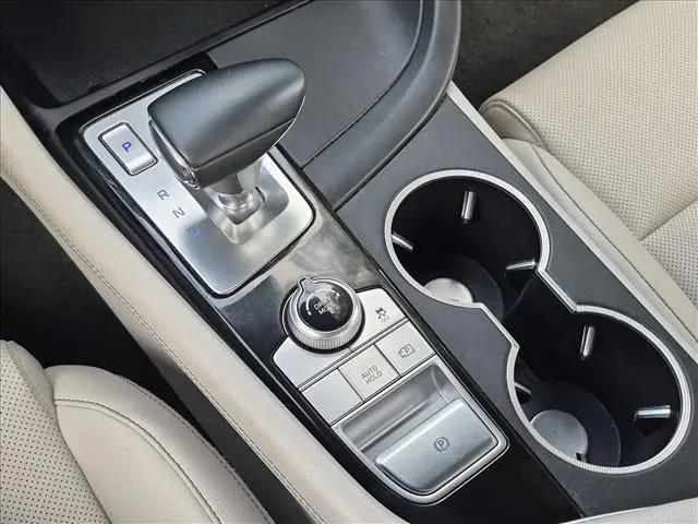 2023 Genesis G70 2.0T AWD