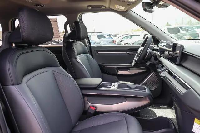 2026 Kia EV9 Light Long Range