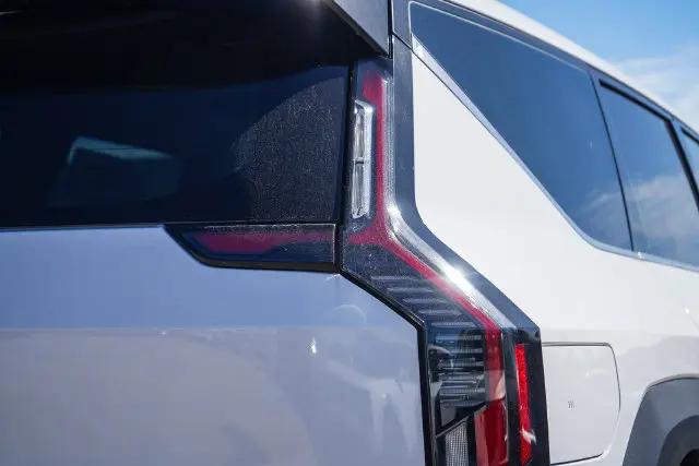 2026 Kia EV9 Light Long Range