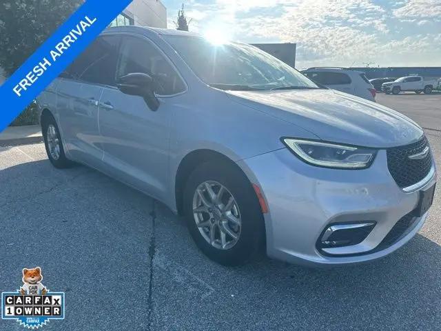 2024 Chrysler Pacifica Touring L for sale in Blue Springs, MO