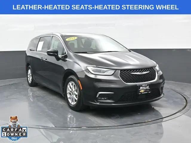 2024 Chrysler Pacifica Touring L for sale in Blue Springs, MO