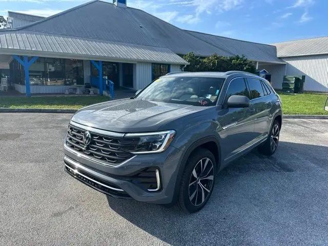 2024 Volkswagen Atlas Cross Sport 2.0T SEL Premium R-Line for sale in Homosassa, FL