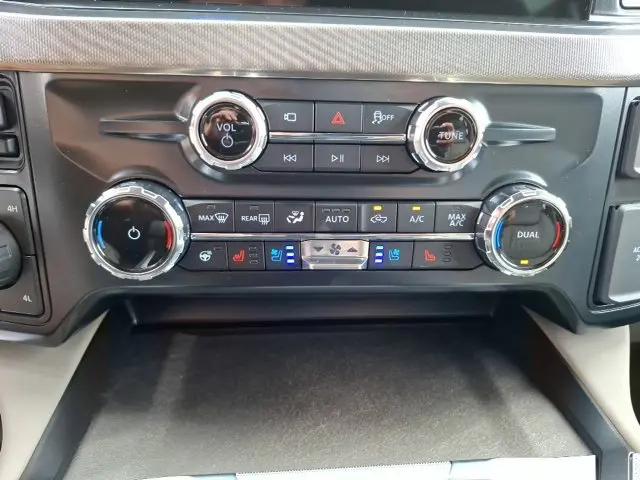 2026 Ford F-250 Platinum
