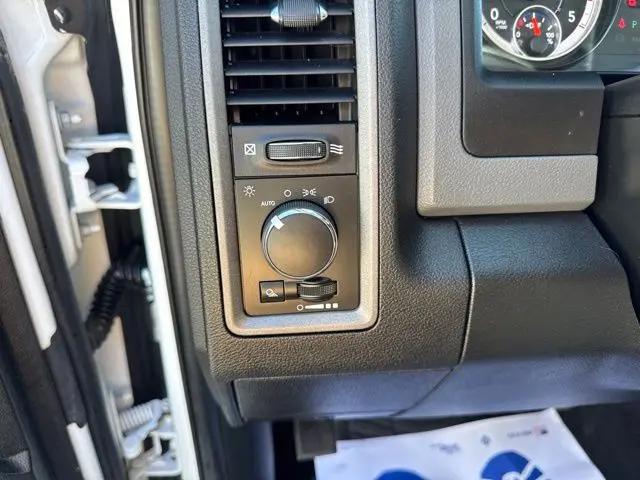 2019 Ram 1500 Classic Tradesman Crew Cab 4x4 57 Box