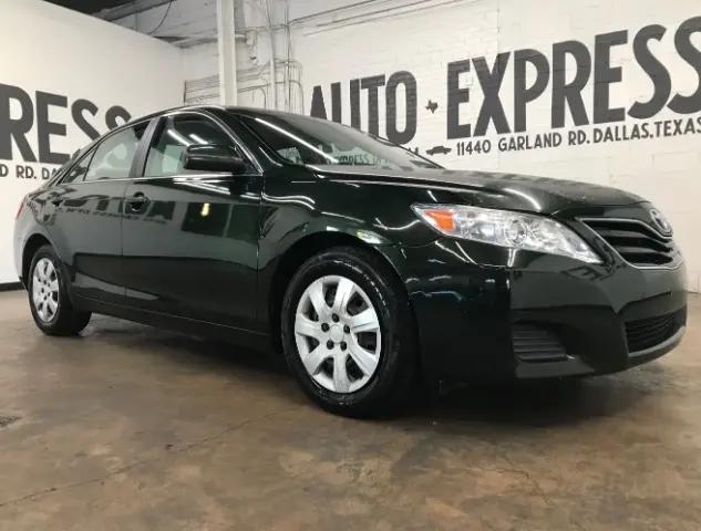 2010 Toyota Camry LE for sale in Dallas, TX