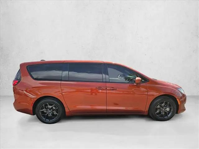 2018 Chrysler Pacifica Touring Plus