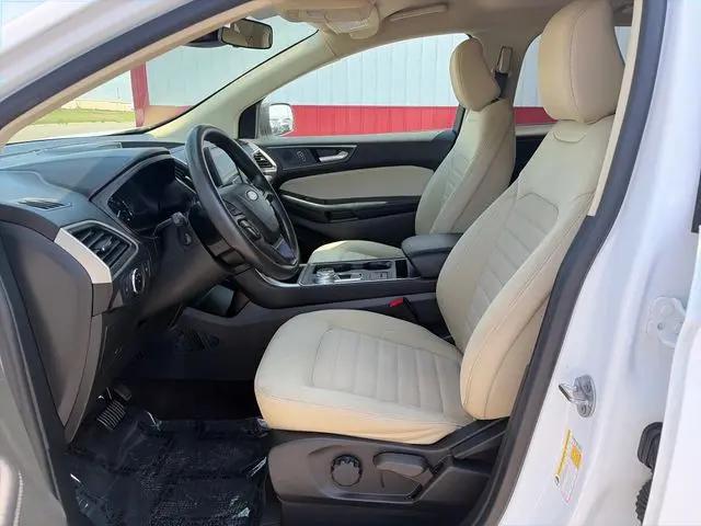 2023 Ford Edge SE
