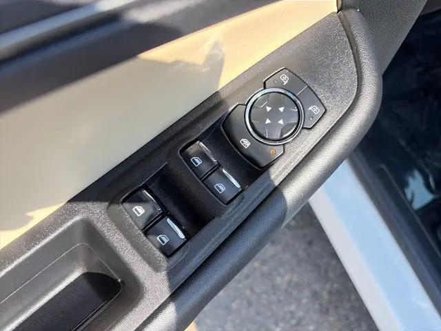 2023 Ford Edge SE