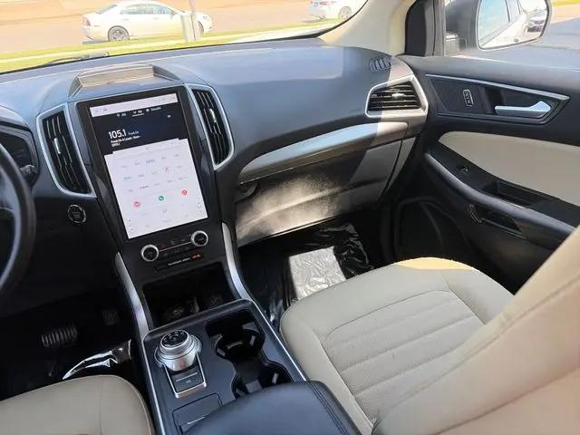 2023 Ford Edge SE