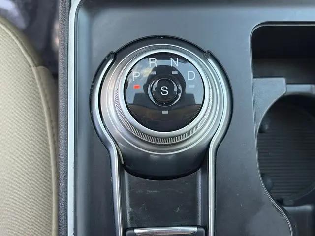 2023 Ford Edge SE