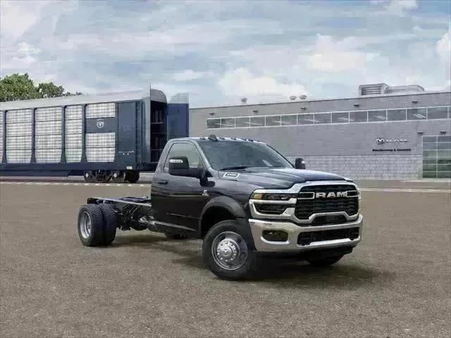 2026 RAM Ram 5500 Chassis Cab RAM 5500 TRADESMAN CHASSIS REGULAR CAB 4X4 84 CA