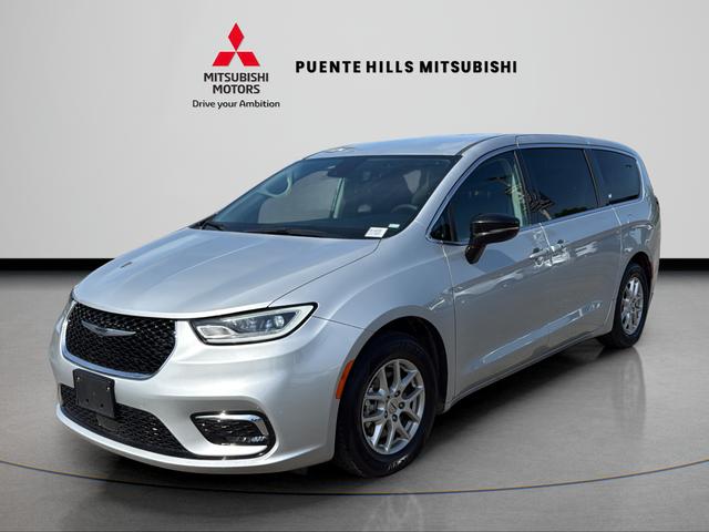 2024 Chrysler Pacifica Touring L for sale in City of Industry, CA
