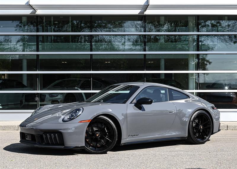 /2025 Porsche 911
