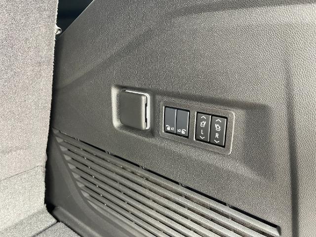 2026 GMC Yukon 4WD Denali