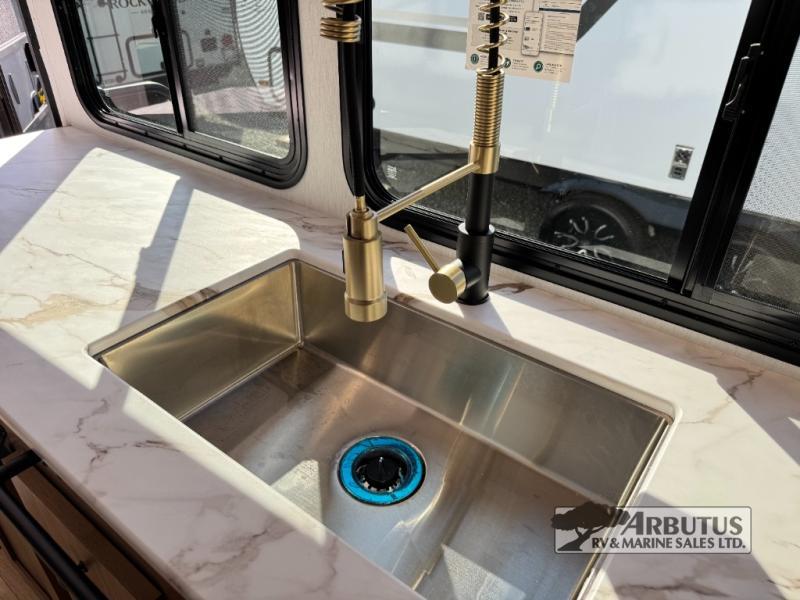 2027 Coachmen Apex Nano 228BHS TRAVEL TRAILER