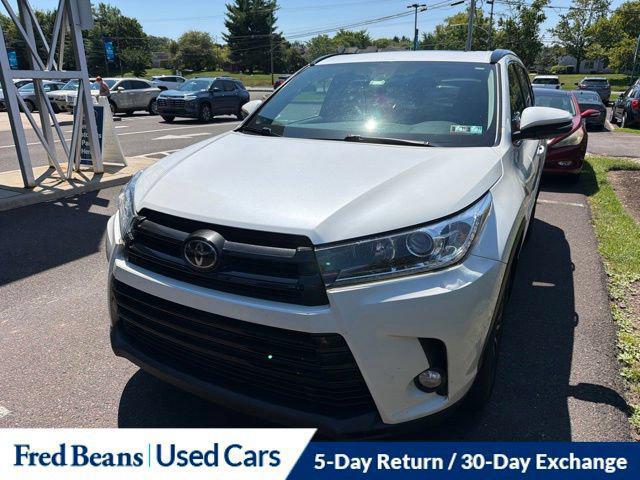 2017 Toyota Highlander SE for sale in DOYLESTOWN, PA