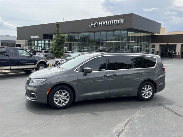 2022 Chrysler Pacifica Touring L for sale in LINDON, UT